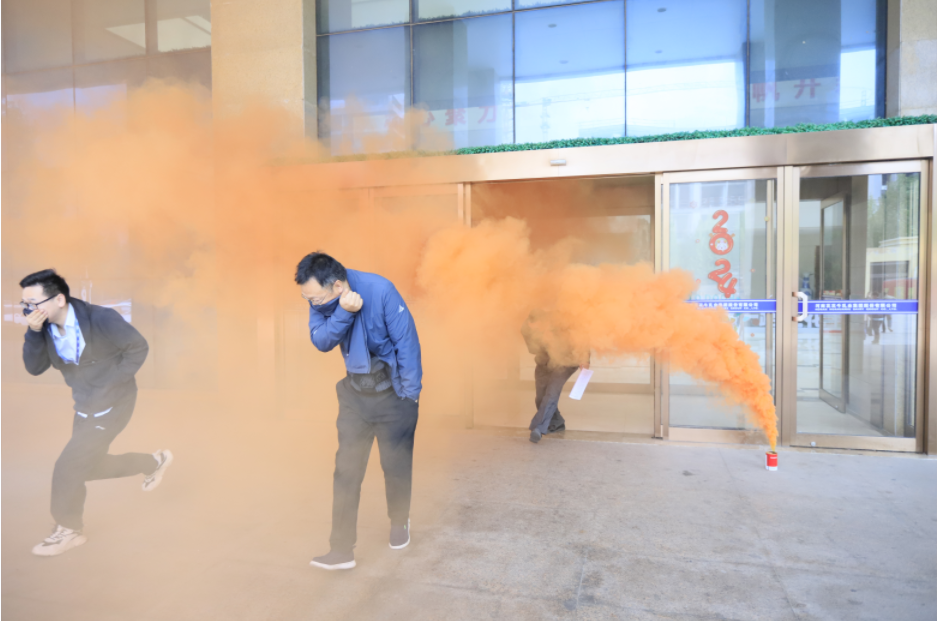 增強(qiáng)消防意識(shí)，筑牢安全底線丨花花牛乳業(yè)集團(tuán)組織消防應(yīng)急演練