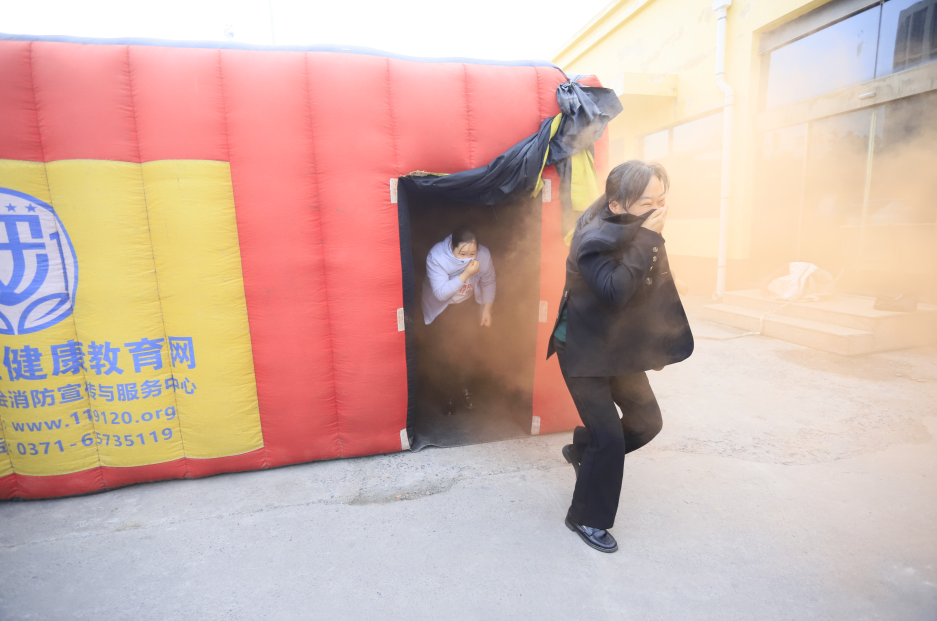 增強(qiáng)消防意識(shí)，筑牢安全底線丨花花牛乳業(yè)集團(tuán)組織消防應(yīng)急演練