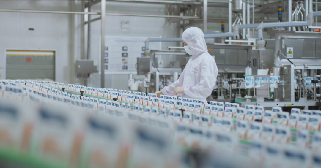 喜訊 | 標準引領(lǐng):花花牛入選“奶業(yè)全產(chǎn)業(yè)鏈標準化試點基地” 喜訊 | 標準引領(lǐng):花花牛入選“奶業(yè)全產(chǎn)業(yè)鏈標準化試點基地”