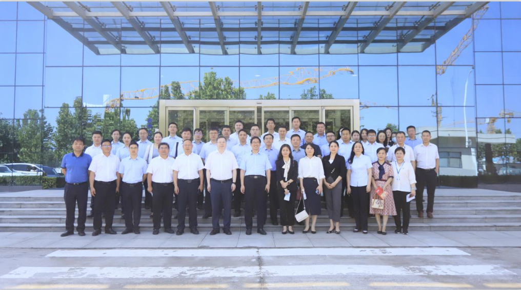 銀企攜手 共謀發(fā)展丨河南農(nóng)投集團(tuán)牽頭召開(kāi)花花牛乳業(yè)集團(tuán)銀企對(duì)接溝通會(huì) 銀企攜手 共謀發(fā)展丨河南農(nóng)投集團(tuán)牽頭召開(kāi)花花牛乳業(yè)集團(tuán)銀企對(duì)接溝通會(huì)