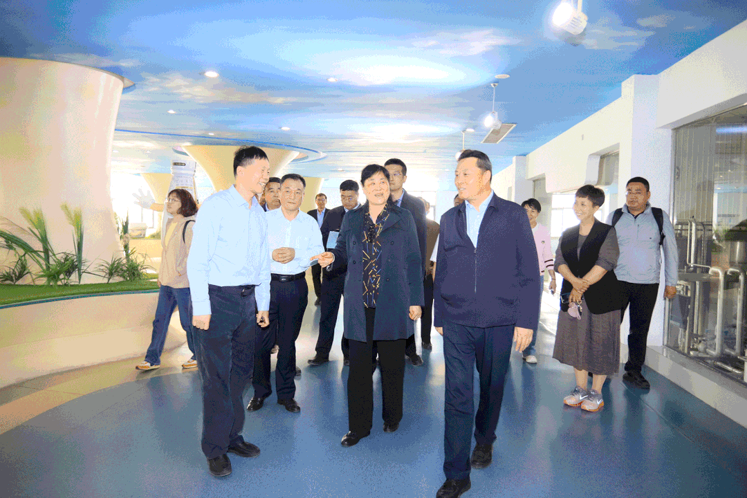 花花牛丨沈陽市人大常委會副主任曹鵬一行蒞臨花花?？疾熳? style=