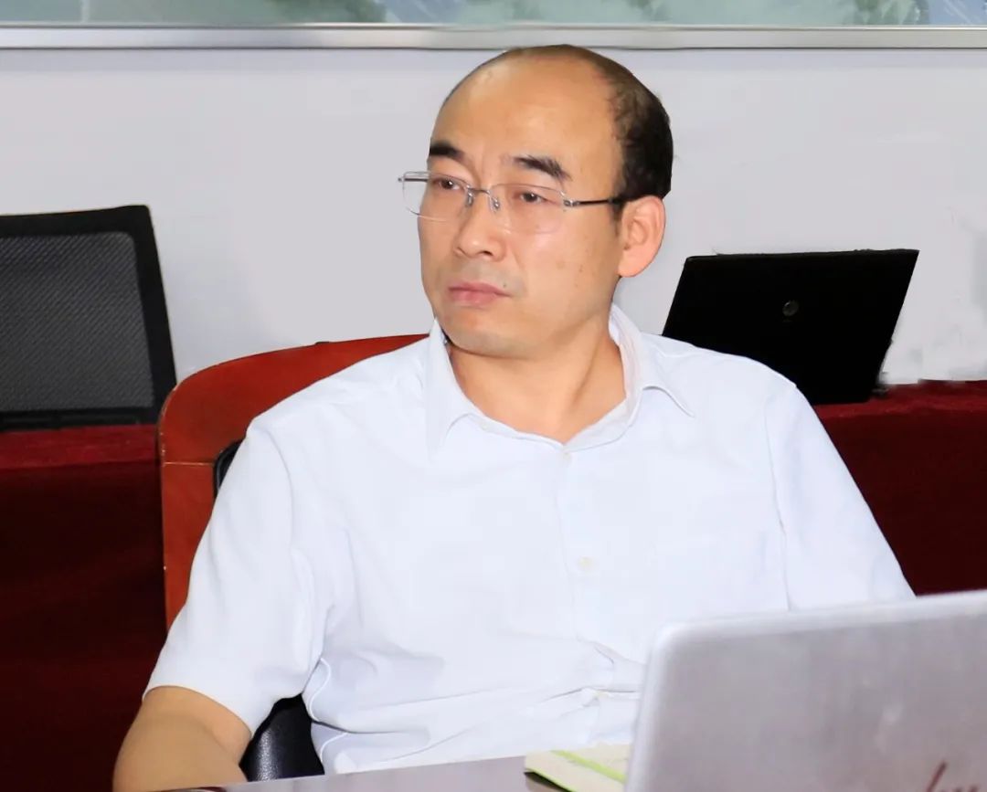 花花牛乳業(yè)集團(tuán)召開(kāi)10月份營(yíng)銷(xiāo)工作會(huì)議