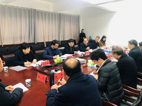 花花牛 | 農(nóng)業(yè)農(nóng)村部畜牧獸醫(yī)局副局長(zhǎng)魏宏陽一行蒞臨花花牛平輿誠(chéng)信瑞亞牧業(yè)公司參觀調(diào)研