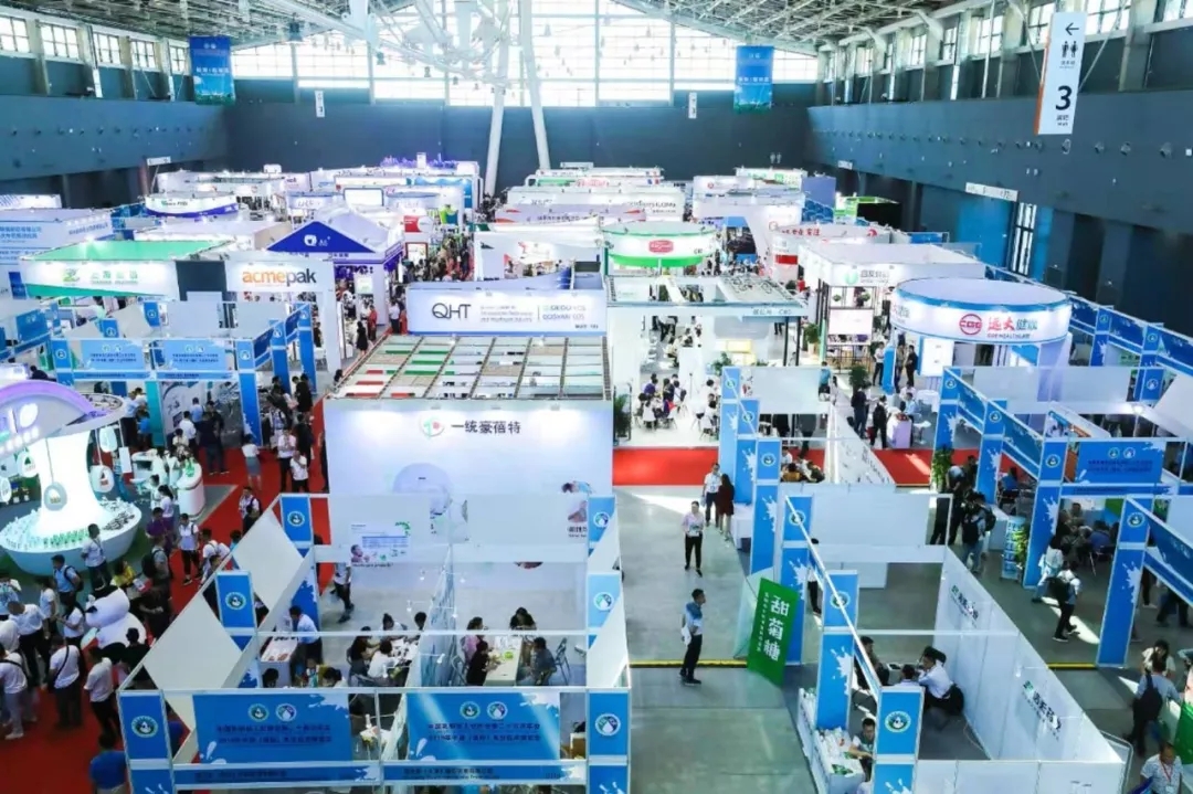 中國乳制品工業(yè)協(xié)會第二十五次年會召開！花花牛總裁董碩峰獲“振興乳業(yè)領(lǐng)軍人”榮譽稱號