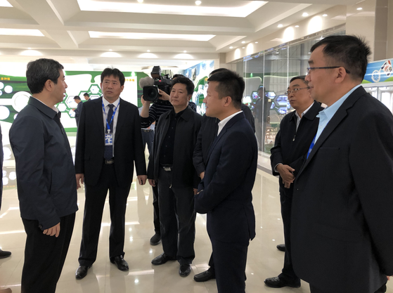 河南省委副書記、省長陳潤兒一行蒞臨 花花牛集團(tuán)魯山瑞亞牧業(yè)有限公司視察調(diào)研