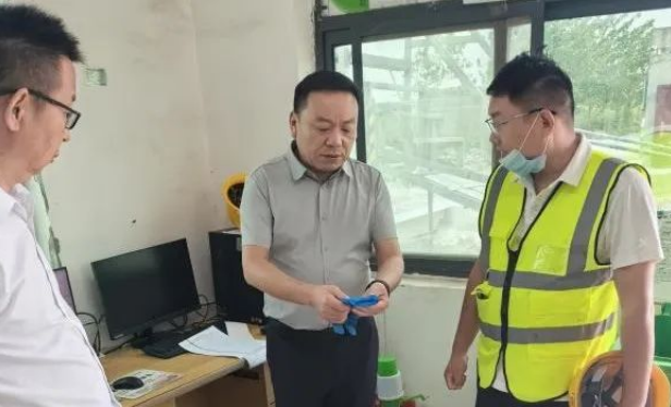 集團紀委領(lǐng)導深入基層檢查群眾身邊不正之風和腐敗問題落實情況